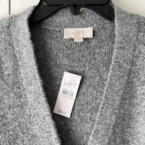 NWT LOFT Cardigan - light/med gray, button front Sz XL - Picture 2 of 4